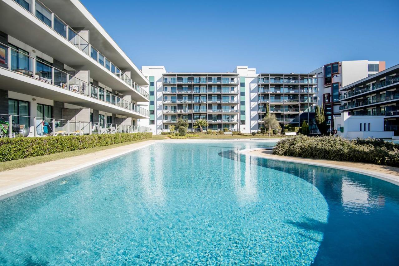 Superbe Appartement Spacieux Avec Terrasse Vue Piscine Vilamoura Exterior foto