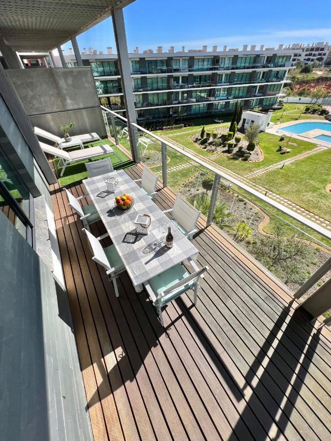 Superbe Appartement Spacieux Avec Terrasse Vue Piscine Vilamoura Exterior foto